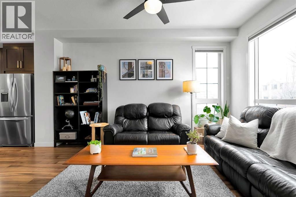 898 SHERWOOD BOULEVARD NORTHWEST Image 12