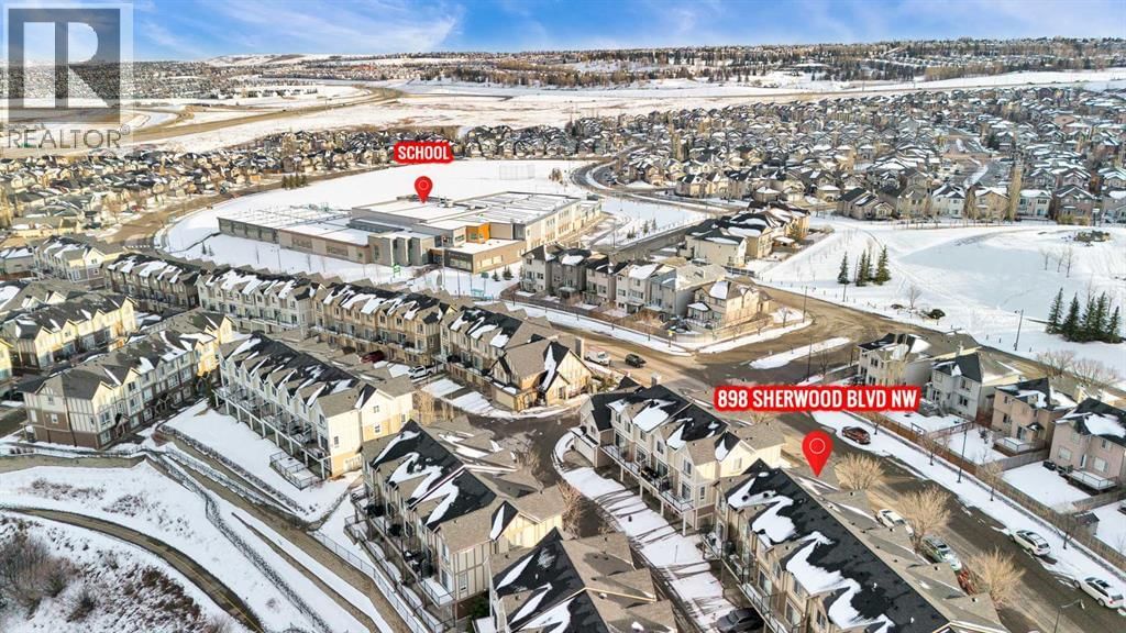 898 SHERWOOD BOULEVARD NORTHWEST Image 37