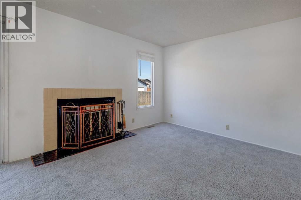 71 BEDDINGTON RISE NORTHEAST Image 11