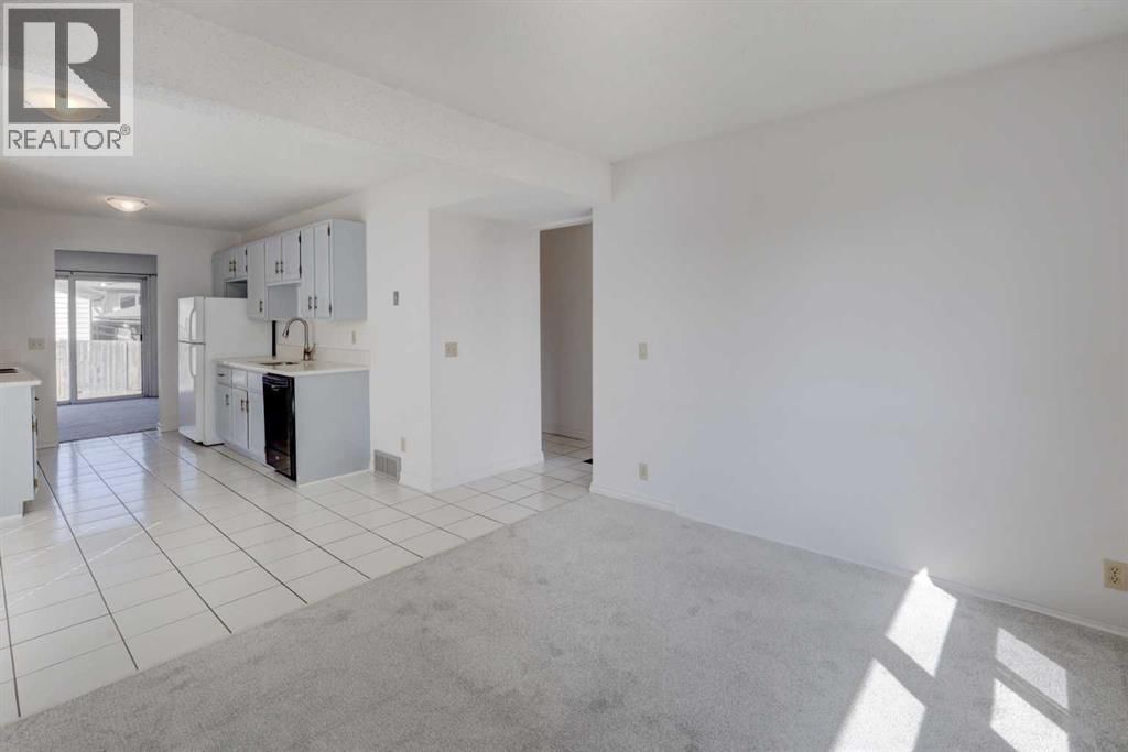 71 BEDDINGTON RISE NORTHEAST Image 4