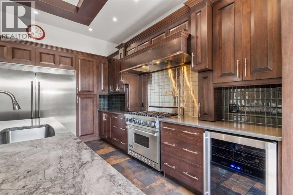 627 27 AVENUE NORTHEAST Image 13