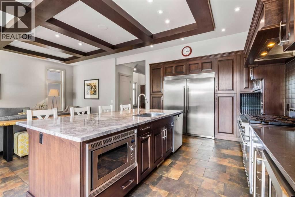 627 27 AVENUE NORTHEAST Image 14