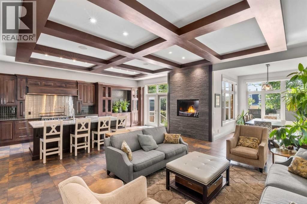 627 27 AVENUE NORTHEAST Image 17