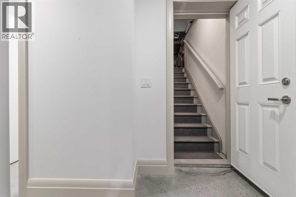 627 27 AVENUE NORTHEAST Image 41