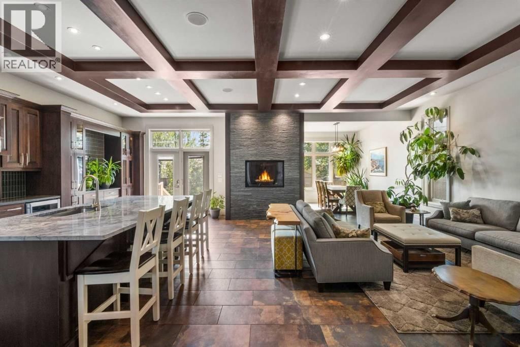 627 27 AVENUE NORTHEAST Image 6