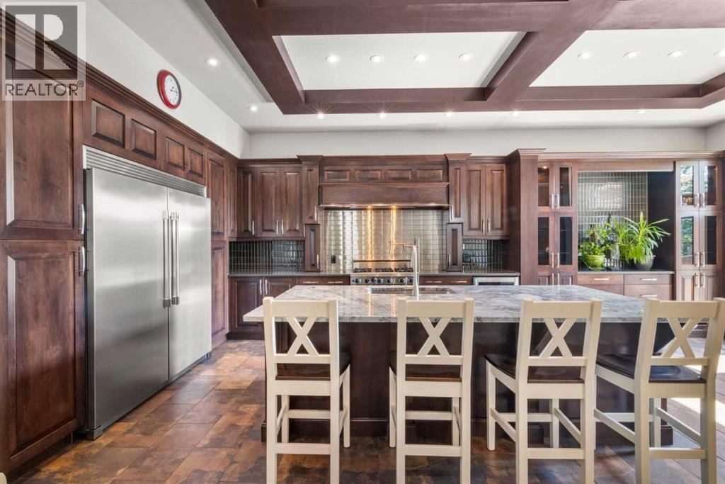 627 27 AVENUE NORTHEAST Image 9