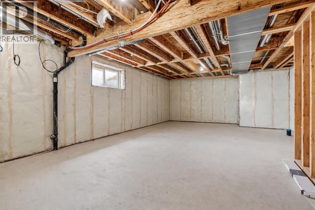 171 CARRINGHAM ROAD NORTHWEST Image 29