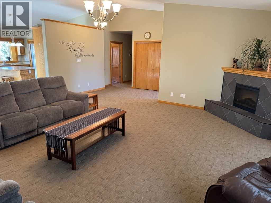 205008 TWP 10-0 Image 14