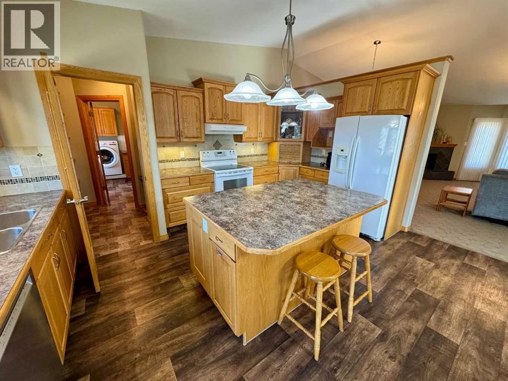 205008 TWP 10-0 Image 17