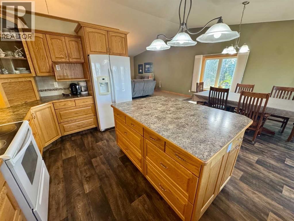 205008 TWP 10-0 Image 19