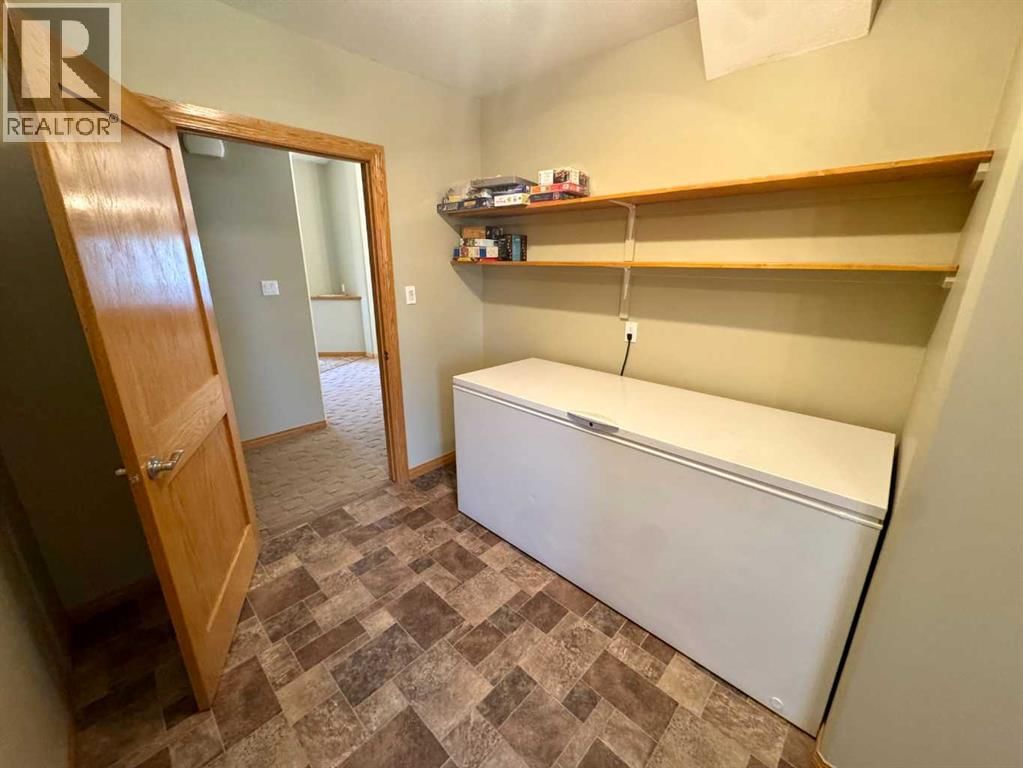 205008 TWP 10-0 Image 24