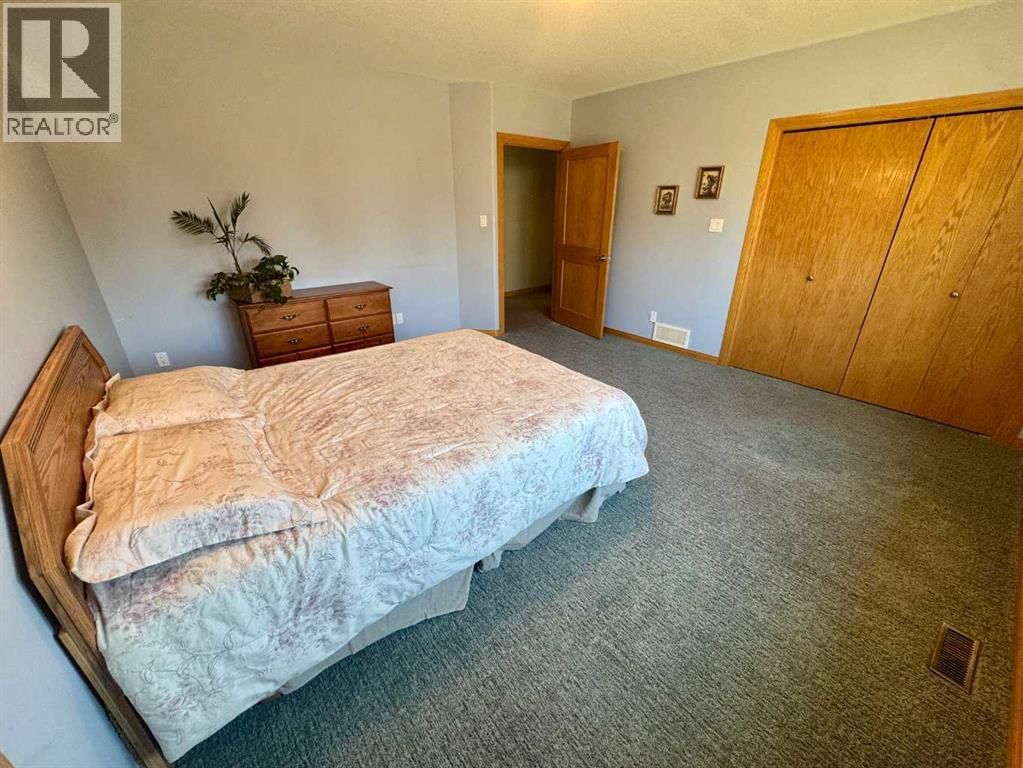 205008 TWP 10-0 Image 29