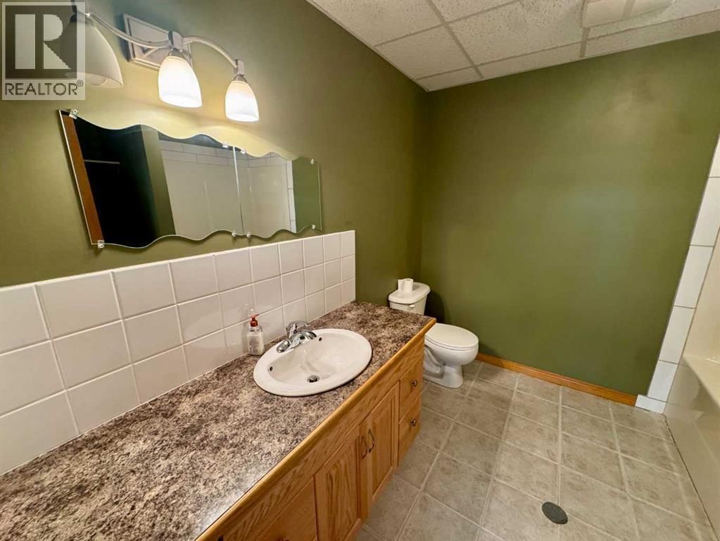 205008 TWP 10-0 Image 38