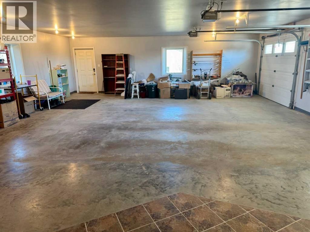 205008 TWP 10-0 Image 46