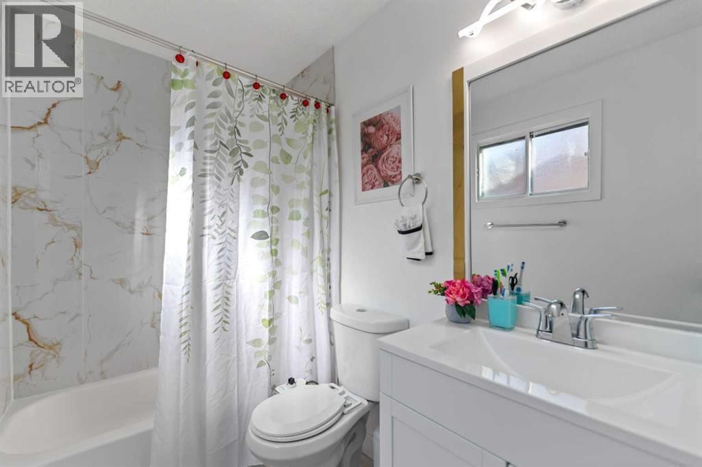 40 PINECLIFF CLOSE NORTHEAST Image 18