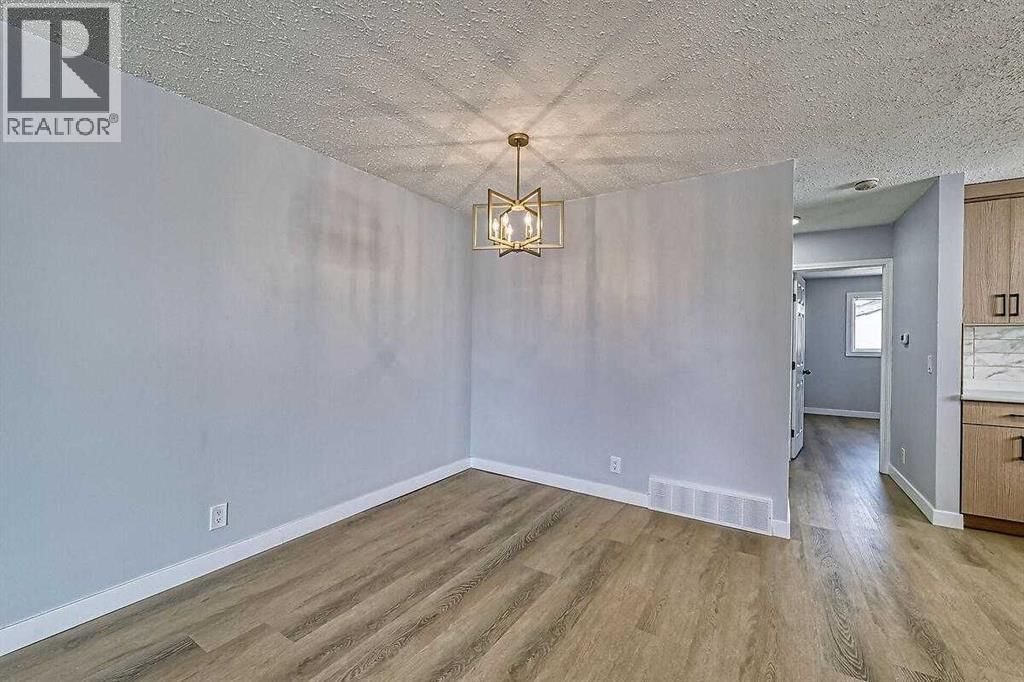 71 FALTON DRIVE NORTHEAST Image 8