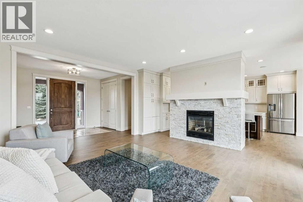 208 LEIGHTON COURT Image 6