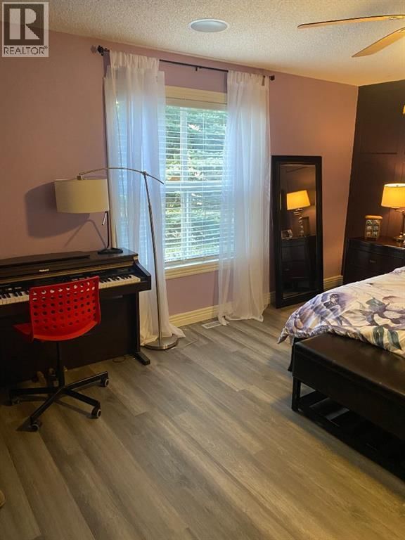 131 BRIDLEWOOD VIEW SOUTHWEST Image 17