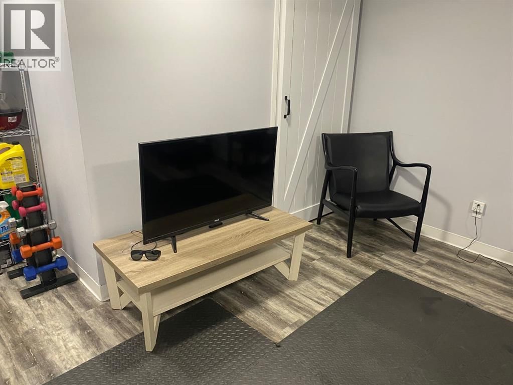 131 BRIDLEWOOD VIEW SOUTHWEST Image 25