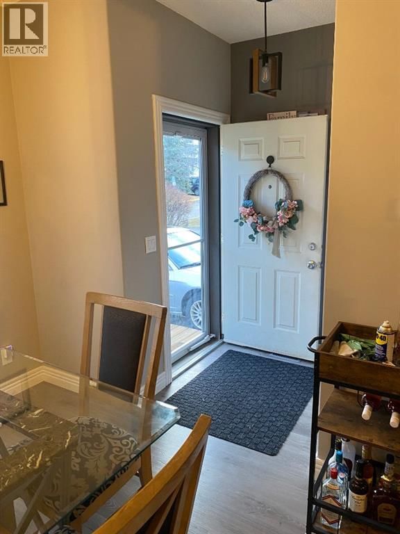 131 BRIDLEWOOD VIEW SOUTHWEST Image 3