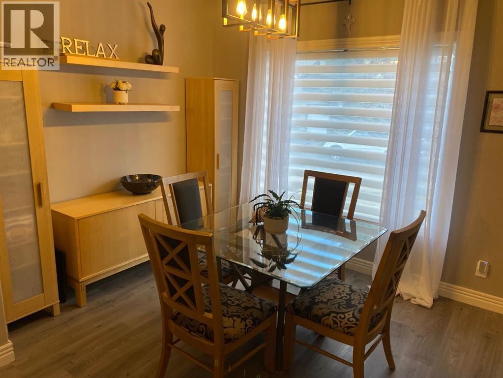 131 BRIDLEWOOD VIEW SOUTHWEST Image 5