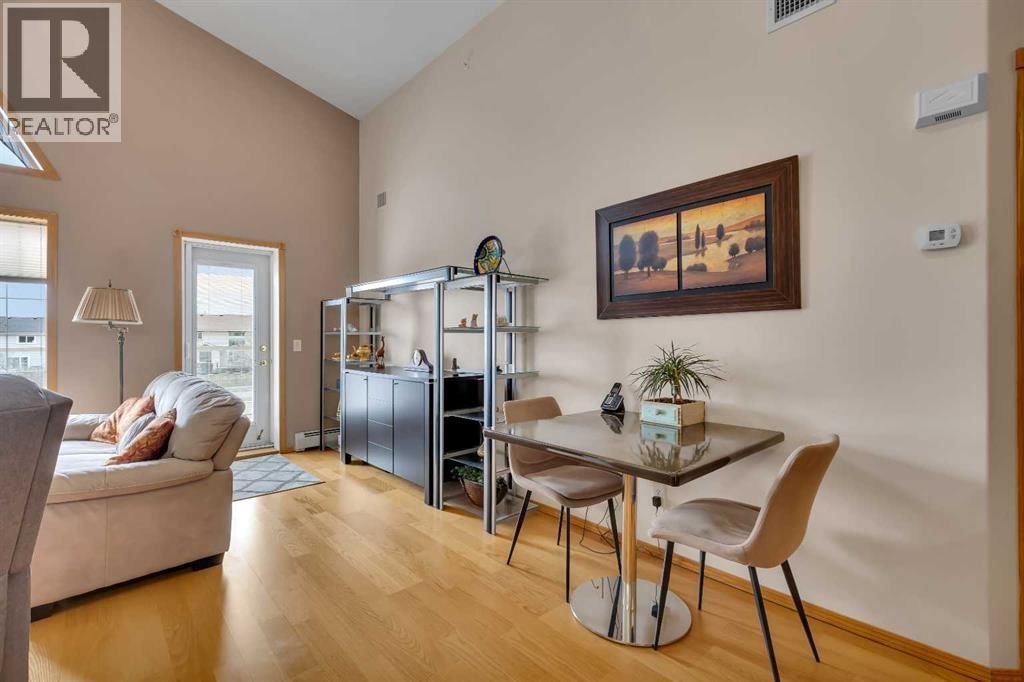 728 COUNTRY HILLS ROAD NORTHWEST Image 11