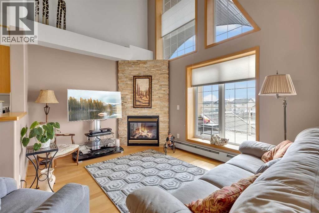 728 COUNTRY HILLS ROAD NORTHWEST Image 2