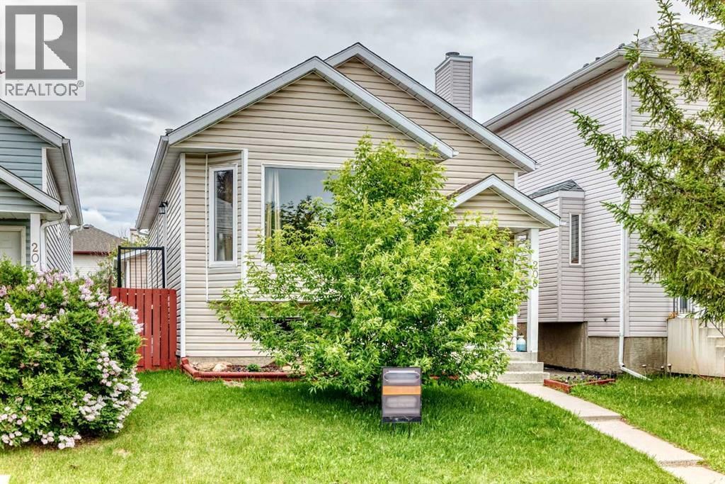 208 Erin Meadow Green property photo