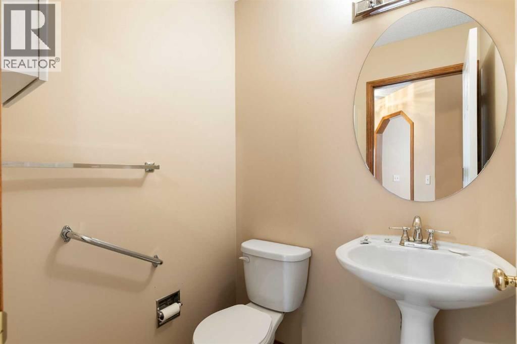 205 SCOTIA POINT NORTHWEST Image 16