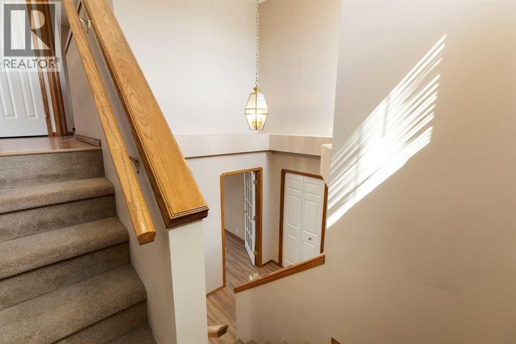 205 SCOTIA POINT NORTHWEST Image 29