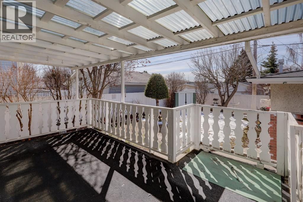 1008 MOTHERWELL ROAD NORTHEAST Image 27