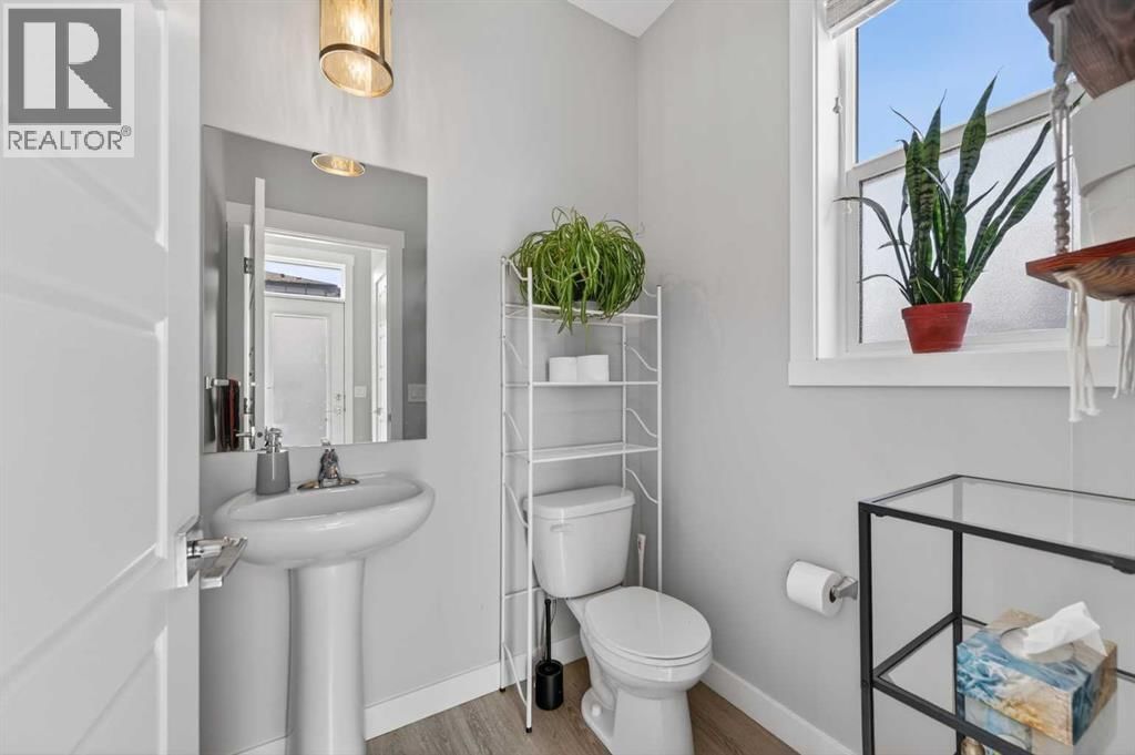 29 SKYVIEW PARADE NORTHEAST Image 12