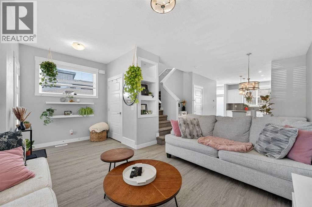 29 SKYVIEW PARADE NORTHEAST Image 5