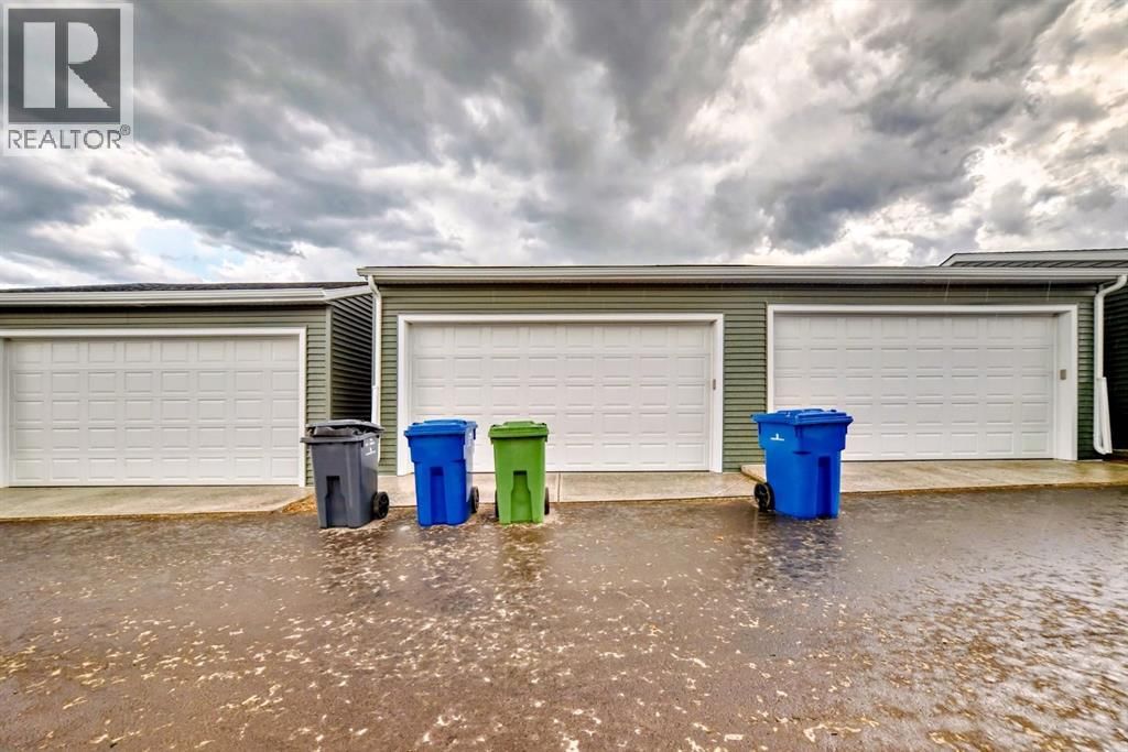 144 MERGANSER DRIVE WEST Image 25