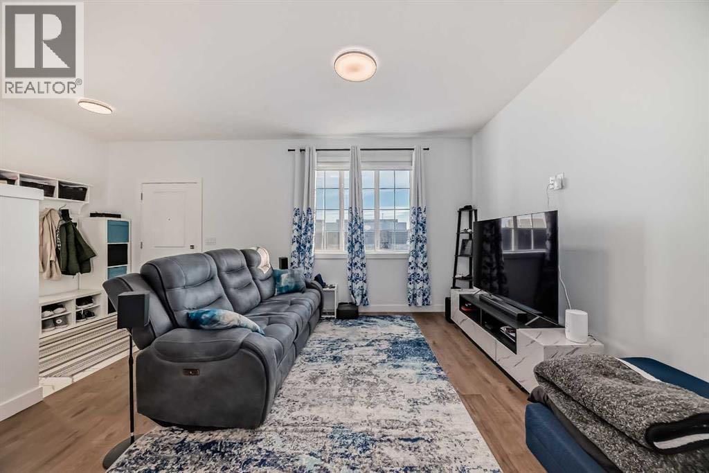 144 MERGANSER DRIVE WEST Image 4