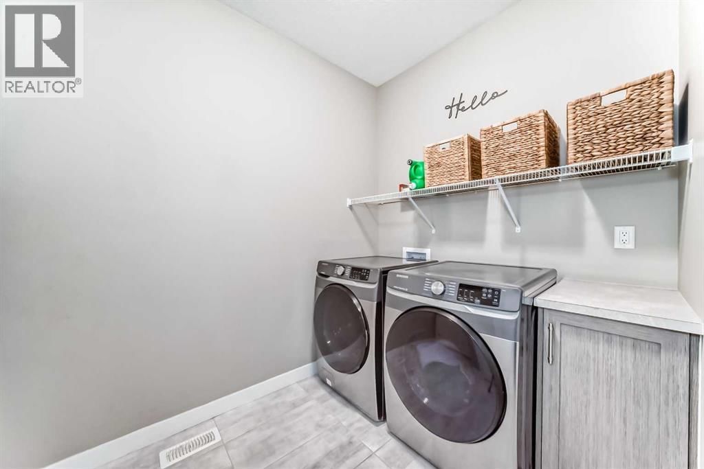 215 KINNIBURGH ROAD Image 19