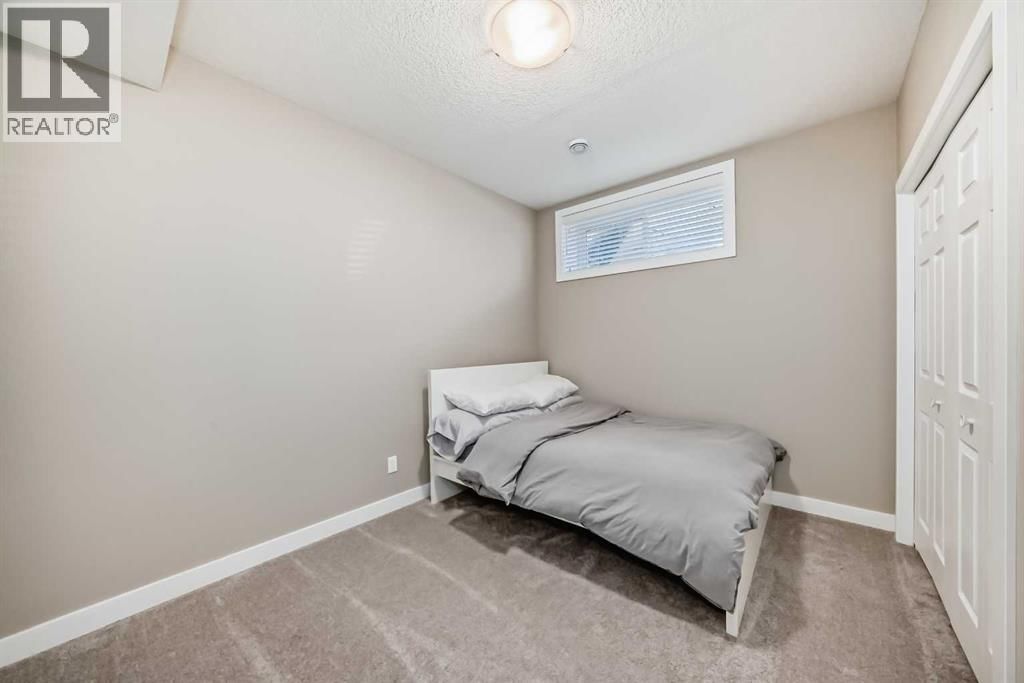 215 KINNIBURGH ROAD Image 41