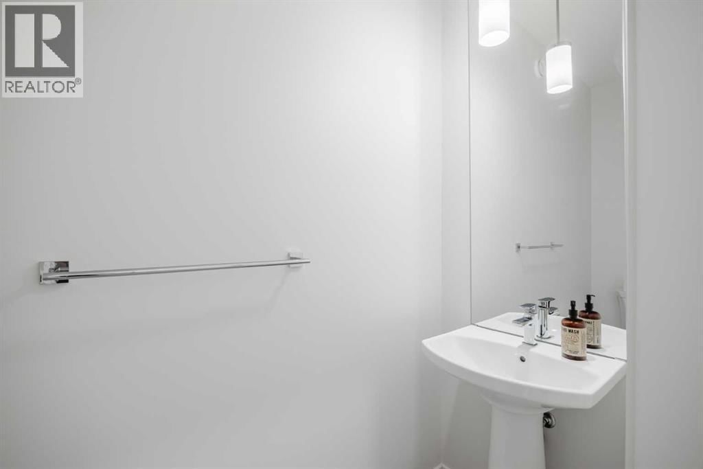 25 LEGACY GLEN CRESCENT SOUTHEAST Image 17