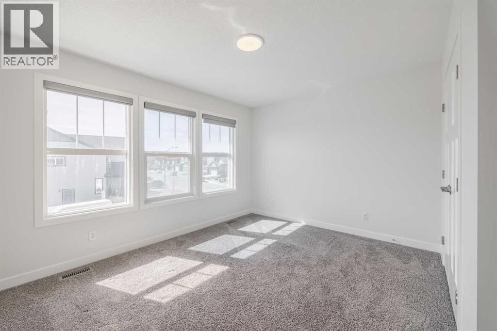 25 LEGACY GLEN CRESCENT SOUTHEAST Image 33