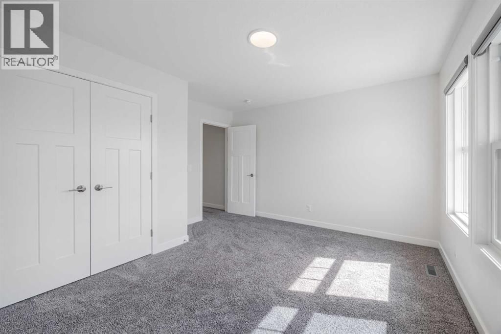 25 LEGACY GLEN CRESCENT SOUTHEAST Image 34