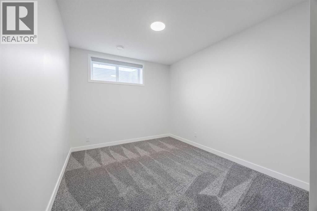 25 LEGACY GLEN CRESCENT SOUTHEAST Image 38