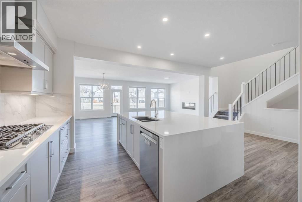 25 LEGACY GLEN CRESCENT SOUTHEAST Image 8