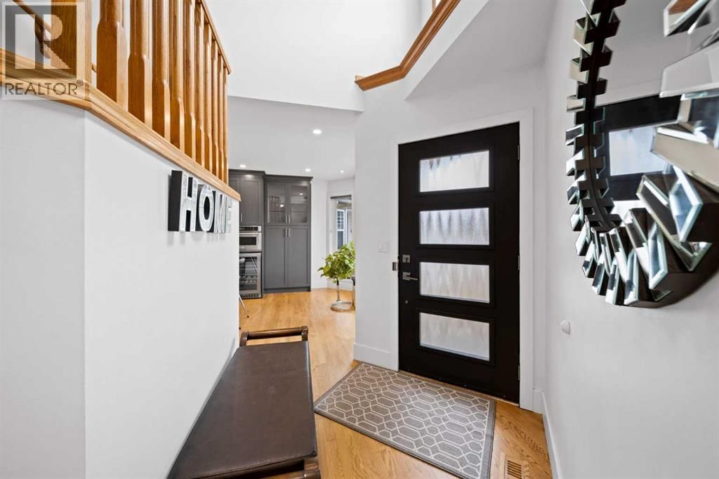 90 RIVERVIEW CIRCLE SOUTHEAST Image 3