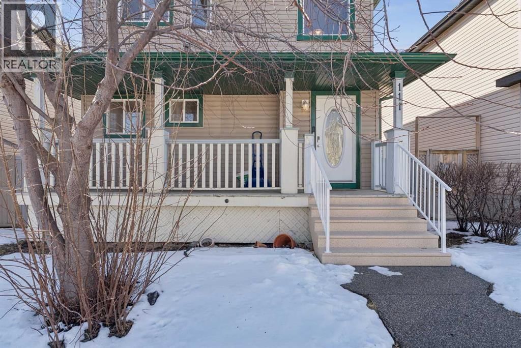 111 LUXSTONE CRESCENT SOUTHWEST Image 4