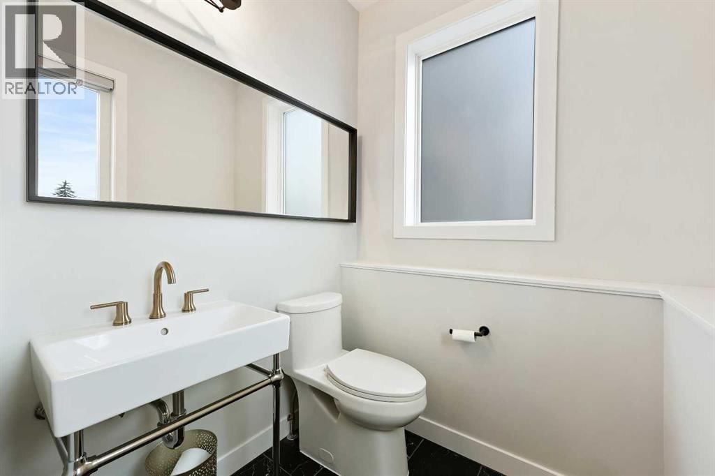 4929 20 STREET SOUTHWEST Image 16