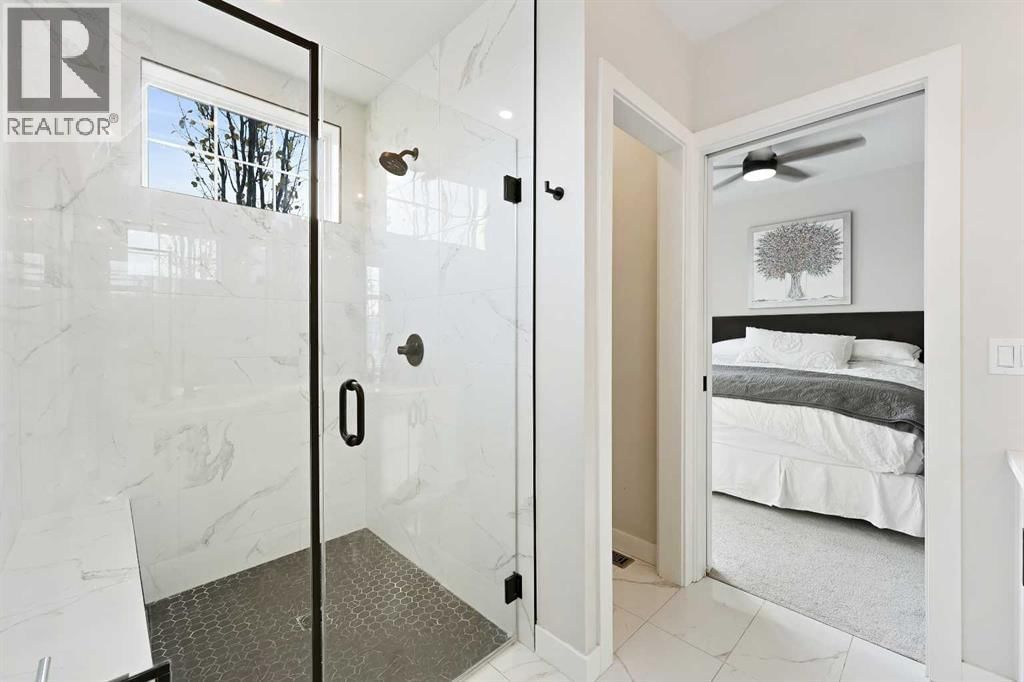 4929 20 STREET SOUTHWEST Image 21