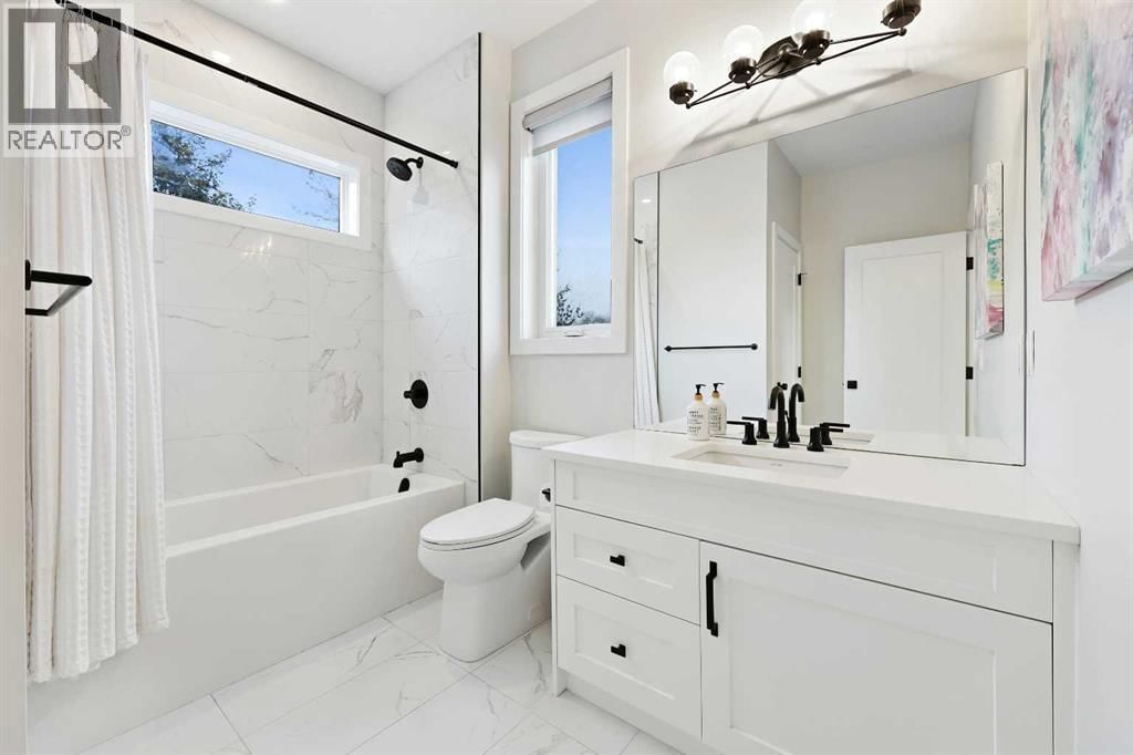 4929 20 STREET SOUTHWEST Image 24