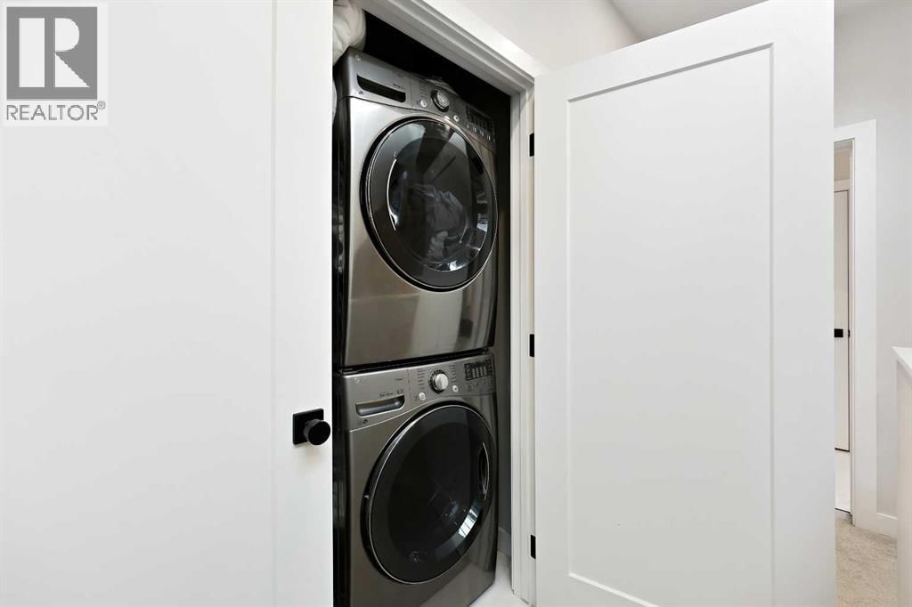 4929 20 STREET SOUTHWEST Image 25