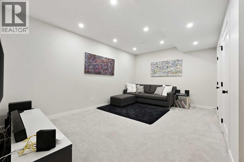 4929 20 STREET SOUTHWEST Image 35