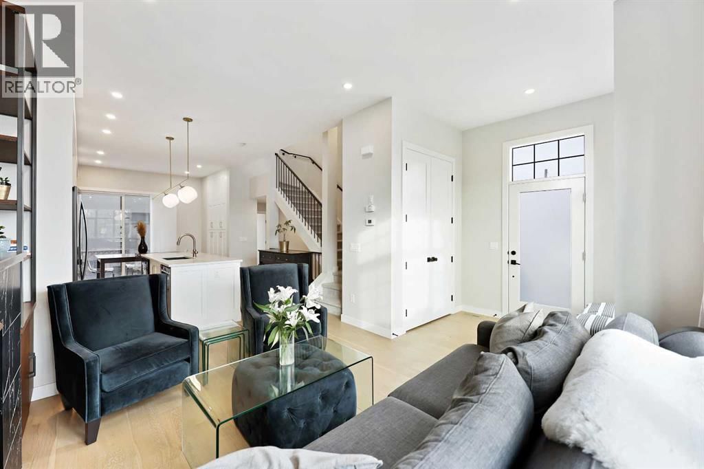 4929 20 STREET SOUTHWEST Image 6